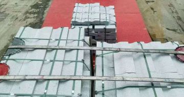 抚顺 芝麻白仿形加直形路沿石出货日常