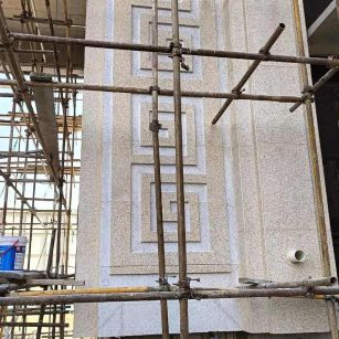 抚顺 黄金麻花岗岩别墅外墙干挂回纹造型效果