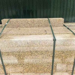 抚顺 黄金麻花岗岩石材机切面栏杆料半成品