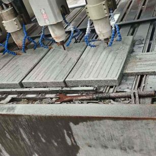 抚顺 芝麻白花岗岩荔枝面盲道雕刻