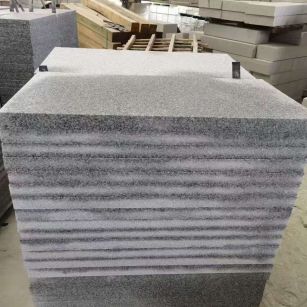 抚顺 芝麻白5公分火烧地铺成品，900*400，规格可定制