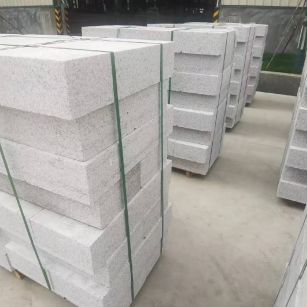 抚顺 白麻花岗岩路沿石，立缘石，平缘石，路牙石，道牙石，马路牙子等