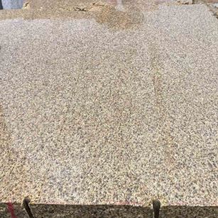 抚顺 黄金麻花岗岩石材方料