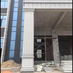 抚顺 芝麻白光面花岗岩门楼大柱（罗马柱）配雕花底座