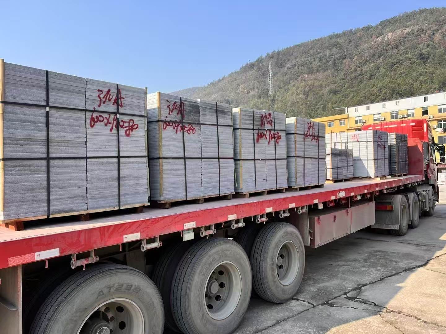 抚顺 芝麻灰地铺石出货日常