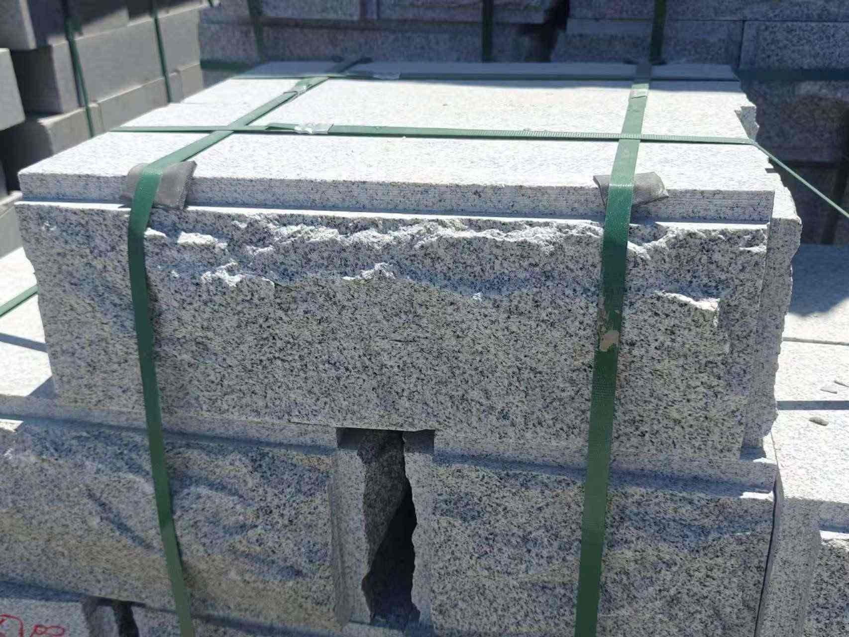 抚顺 芝麻白花岗岩自然面成品