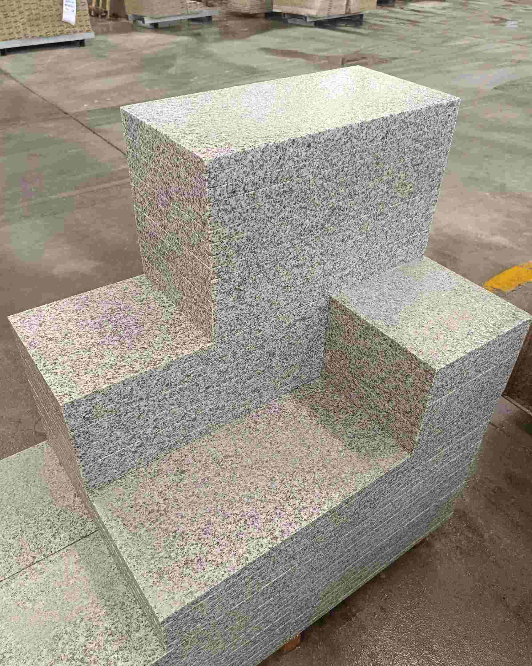 抚顺 白麻花岗岩荔枝面地铺石