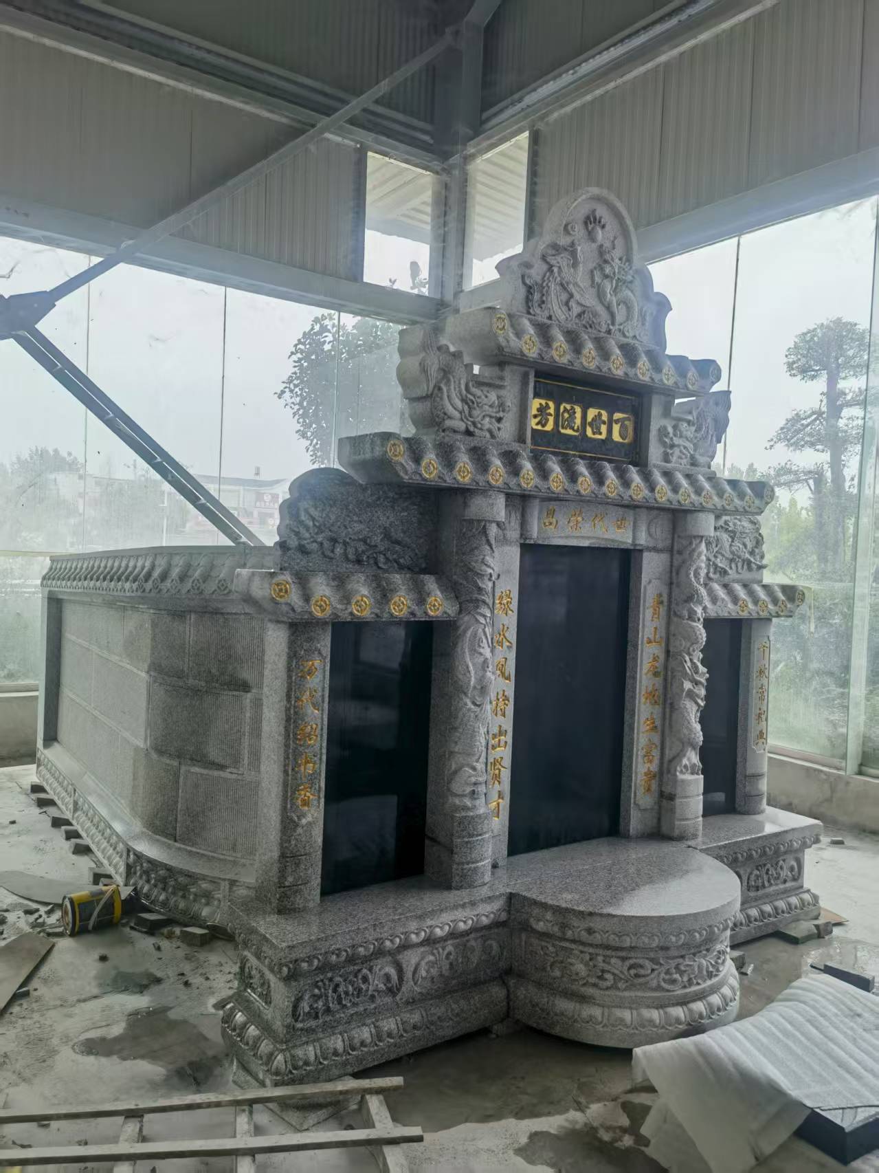 抚顺 芝麻白墓碑效果展示图