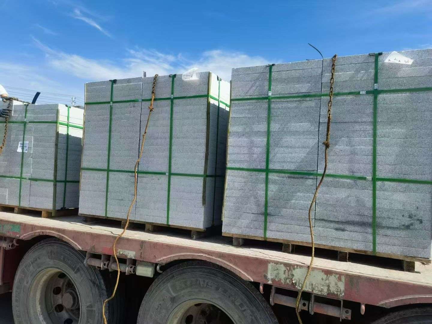 抚顺 芝麻白花岗岩地铺石装车日常