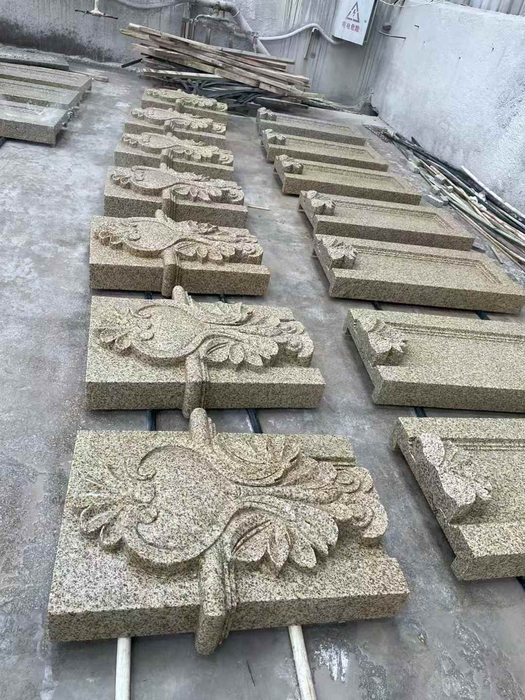 抚顺 黄金麻花岗岩别墅外墙雕刻板