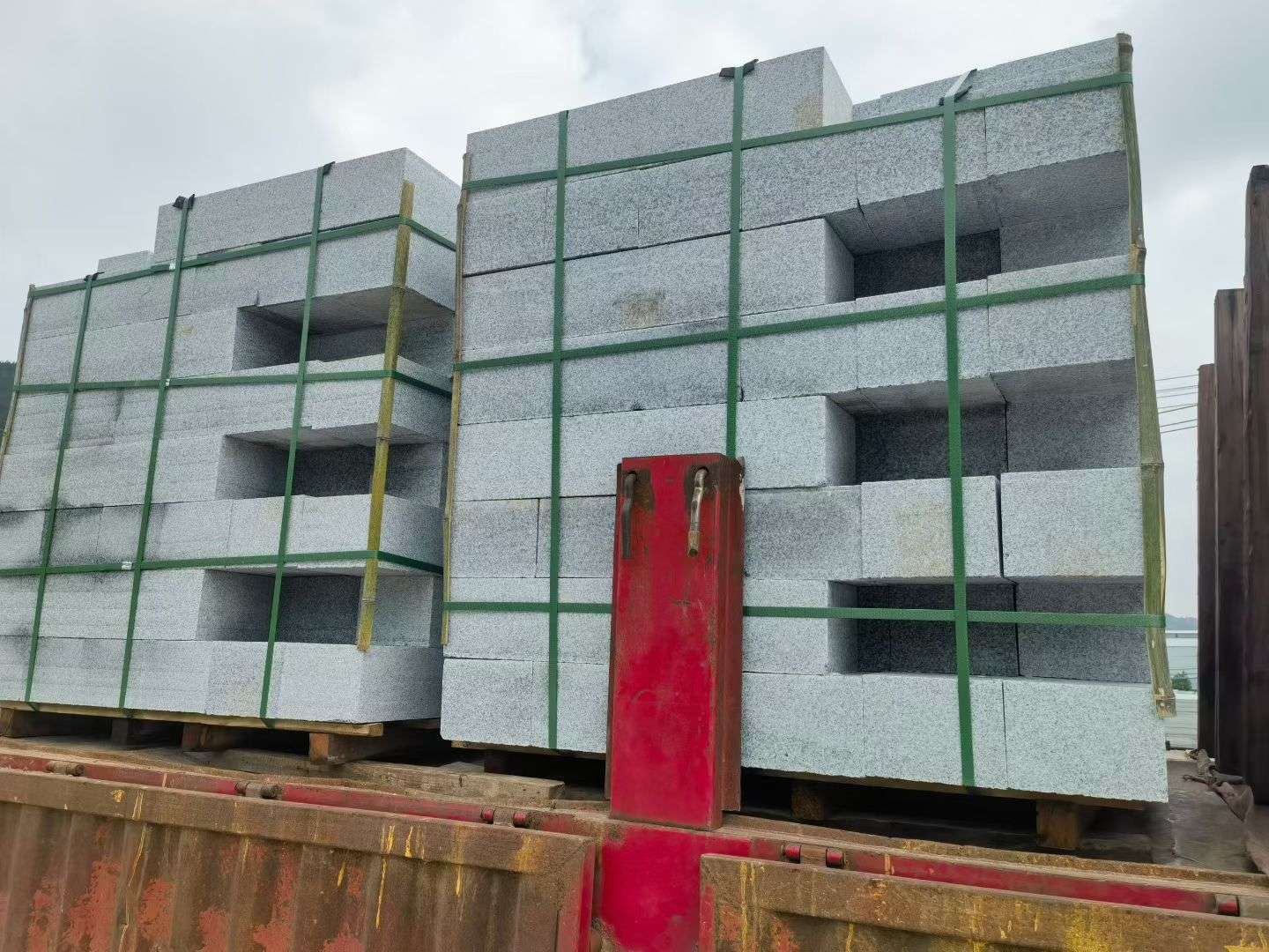 抚顺 芝麻白花岗岩路沿石，平石，路侧石，马路牙子，路缘石，立缘石，平缘石等